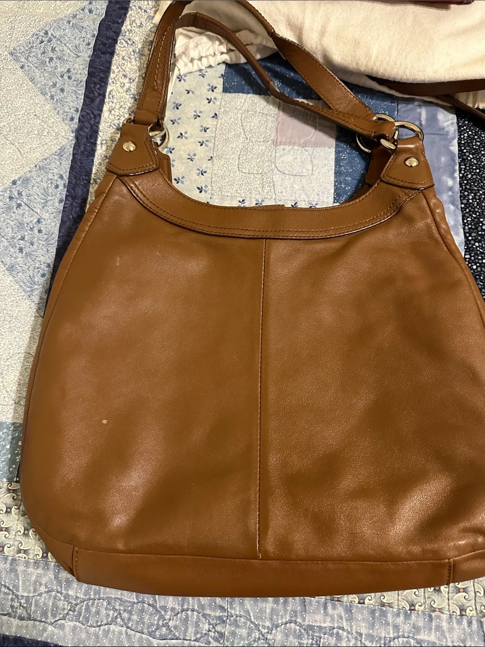 Coach Leather Hobo Shoulder Bag in Cognac Brown